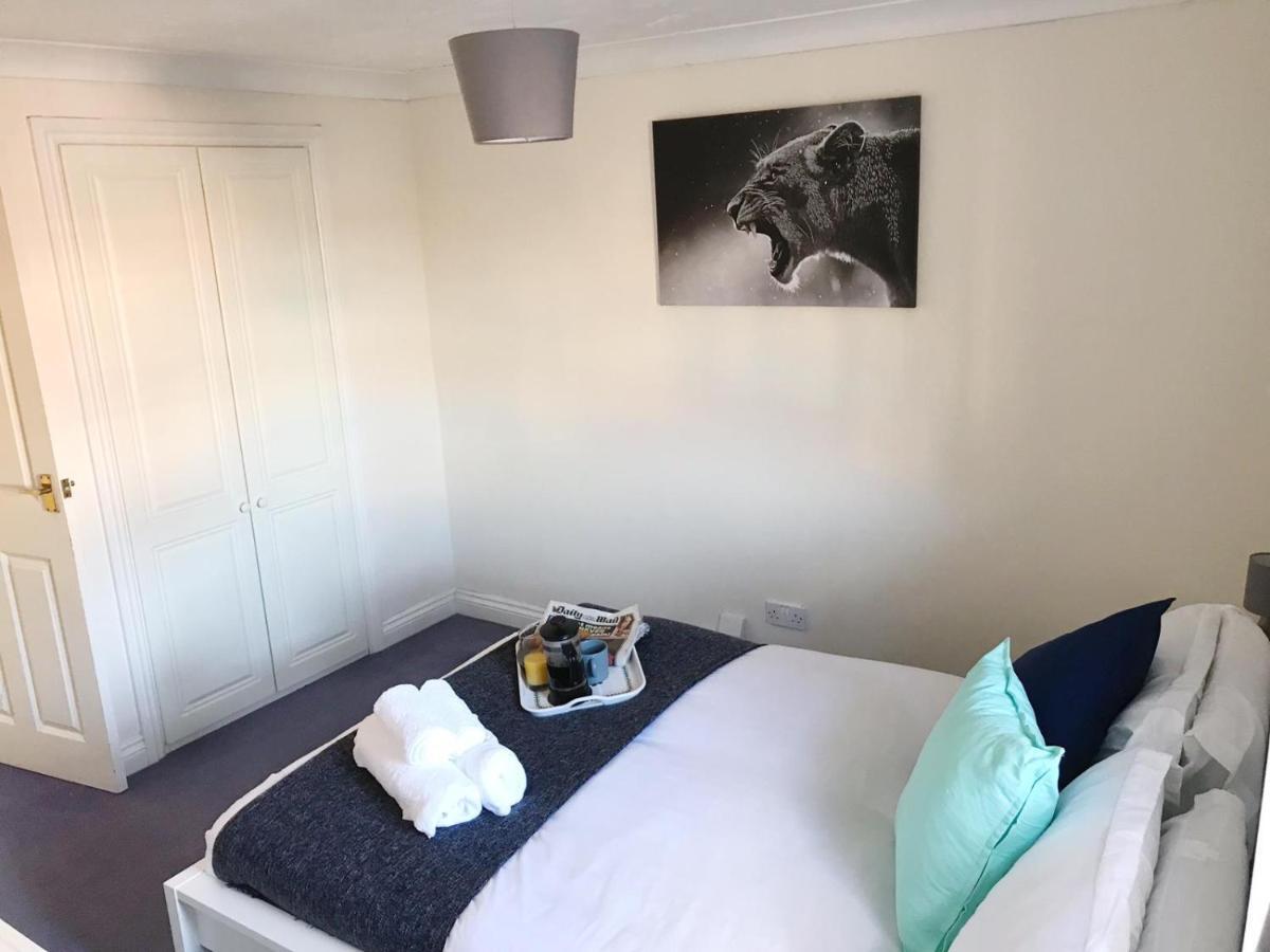 Chani Place Northampton Eksteriør billede